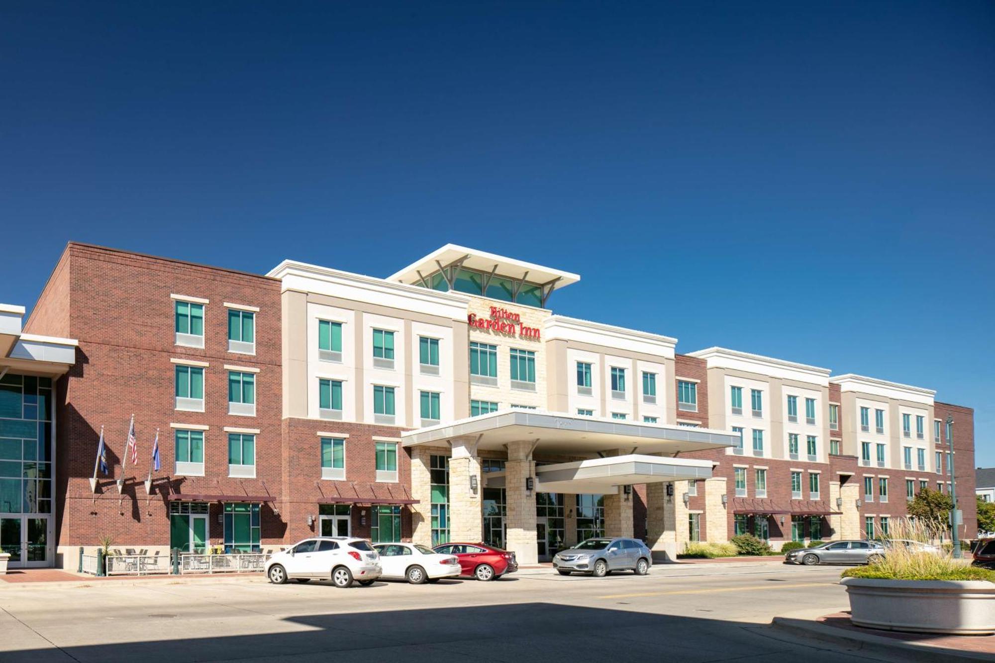 Hilton Garden Inn Manhattan Kansas Exterior foto